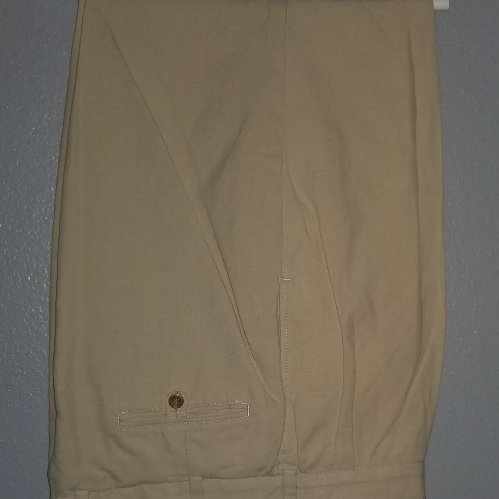Bill's Khakis